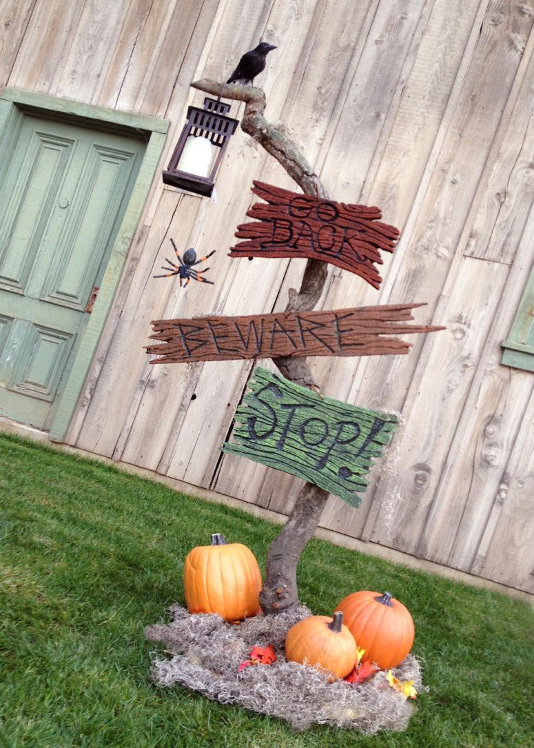 90 Cool Outdoor Halloween Decorating Ideas Best Of Trick or Treat 90 Cool Outdoor Halloween Decorating Ideas