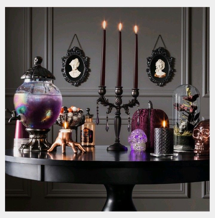 Addams Family Decor Ideas Awesome Screenshot Of Addams Family Halloween Decor at Tar