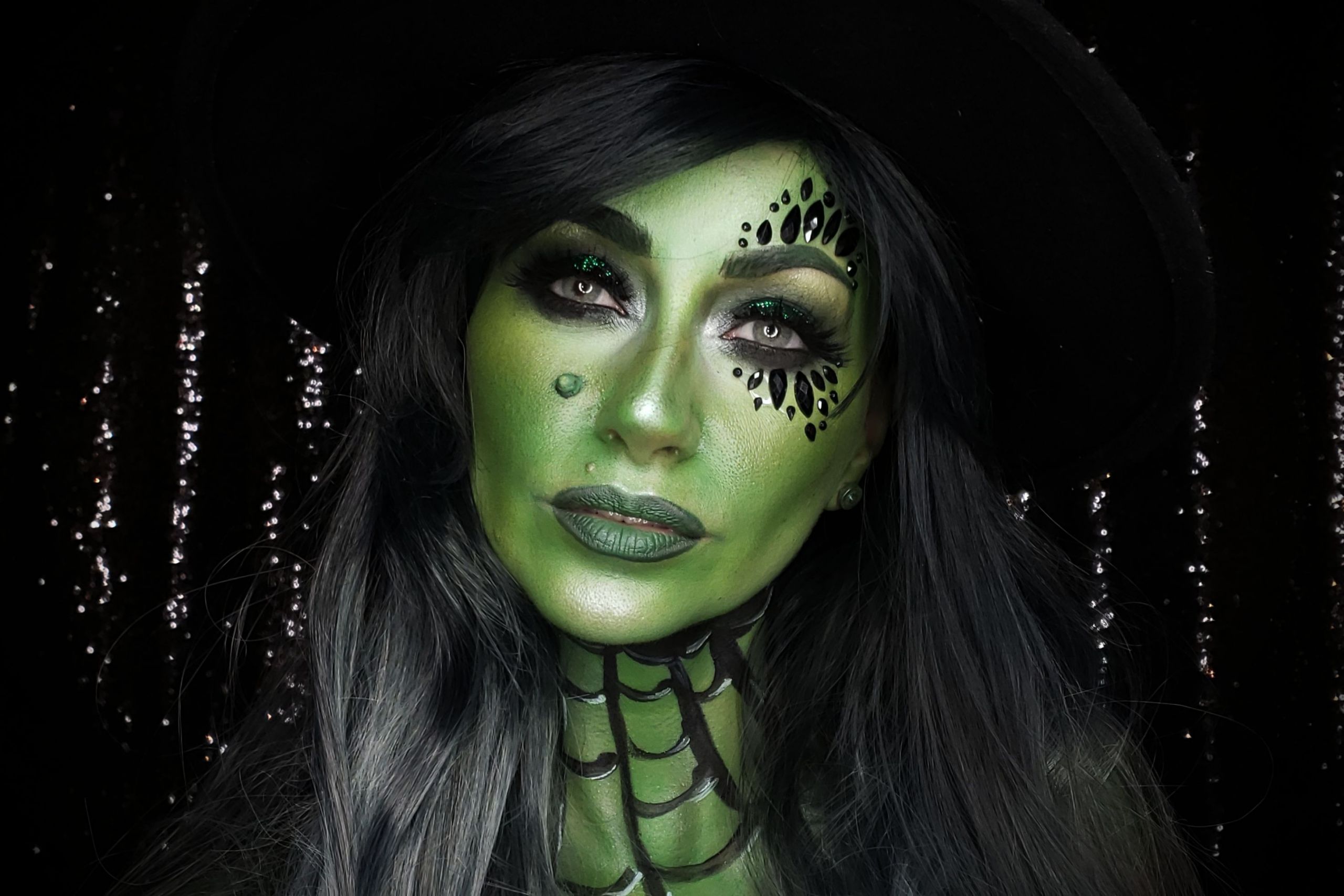 Beautiful Witch Makeup Fresh We are Kicking Off the Halloween Season with A Wickedly Fabulous Green