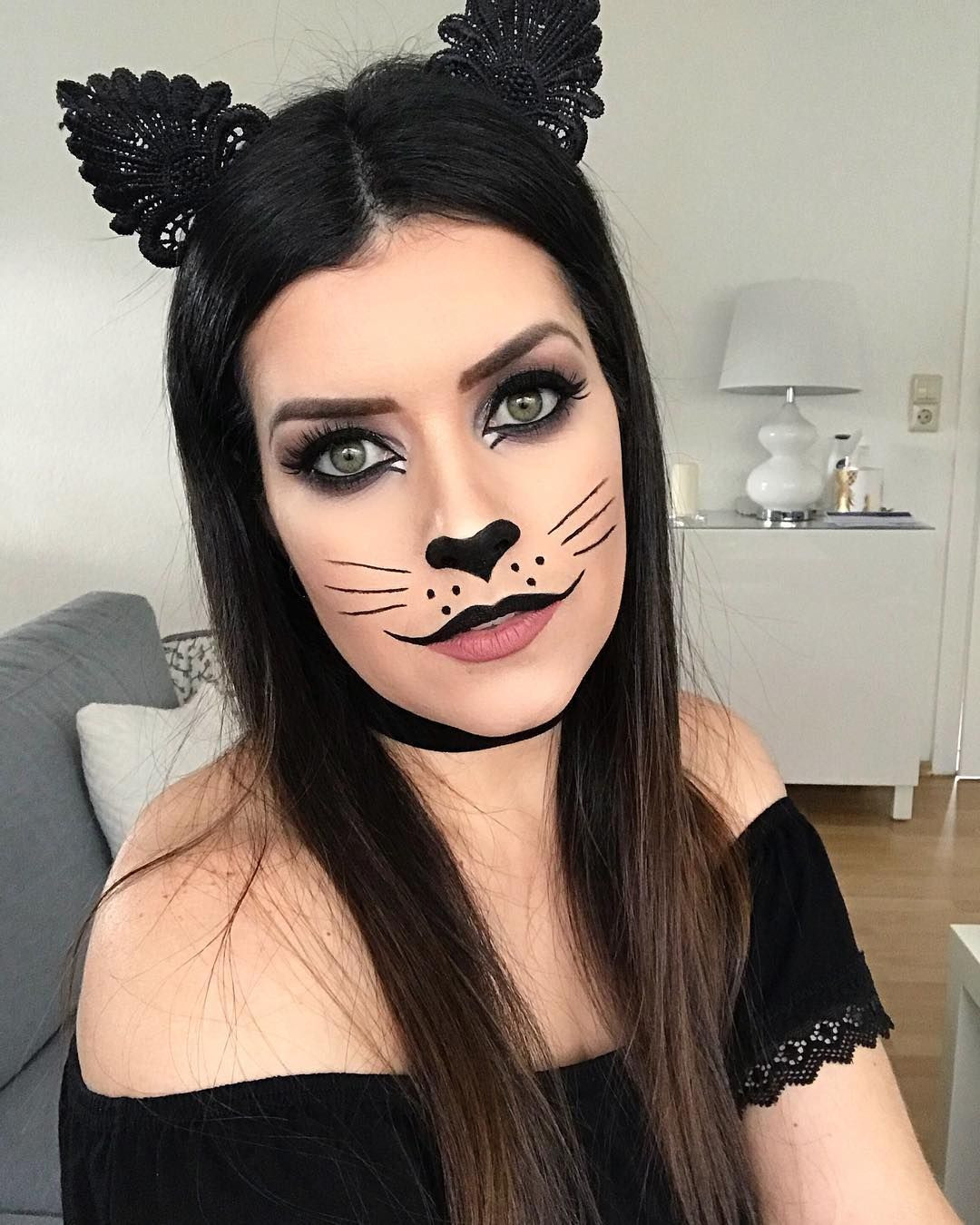 Black Cat Halloween Makeup Best Of Amazing and Easy Cat Makeup Look for Halloween 2019