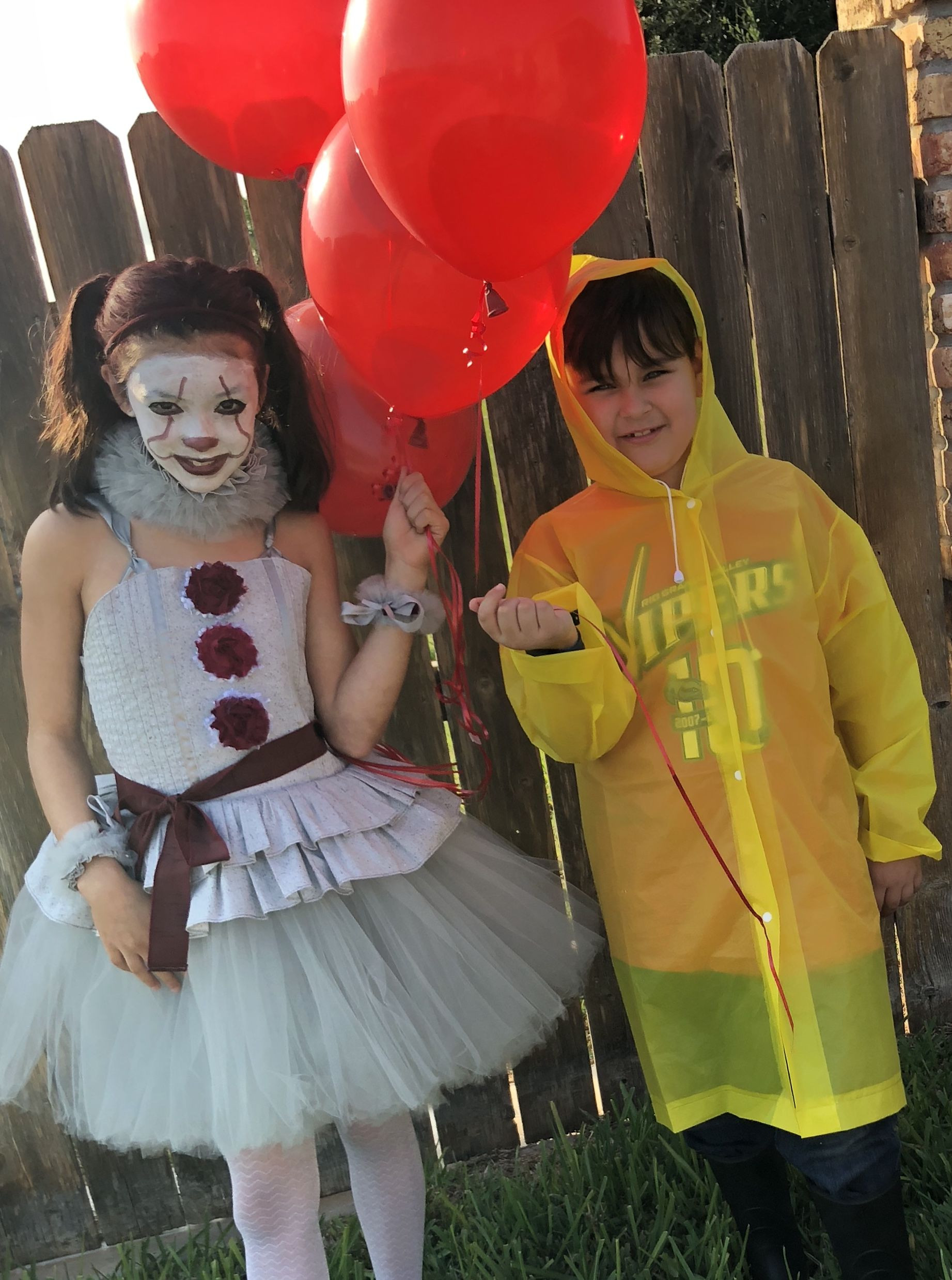 Brother and Sister Costumes Awesome Brother and Sister Costumes Pennywise and Georgie Children’s It