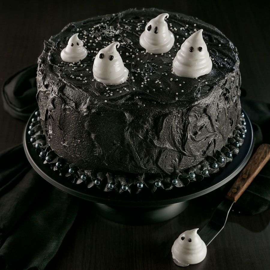 Chocolate Halloween Cake Awesome Spooky Halloween Chocolate Cake with Merengue Ghosts Recipe Gourmet