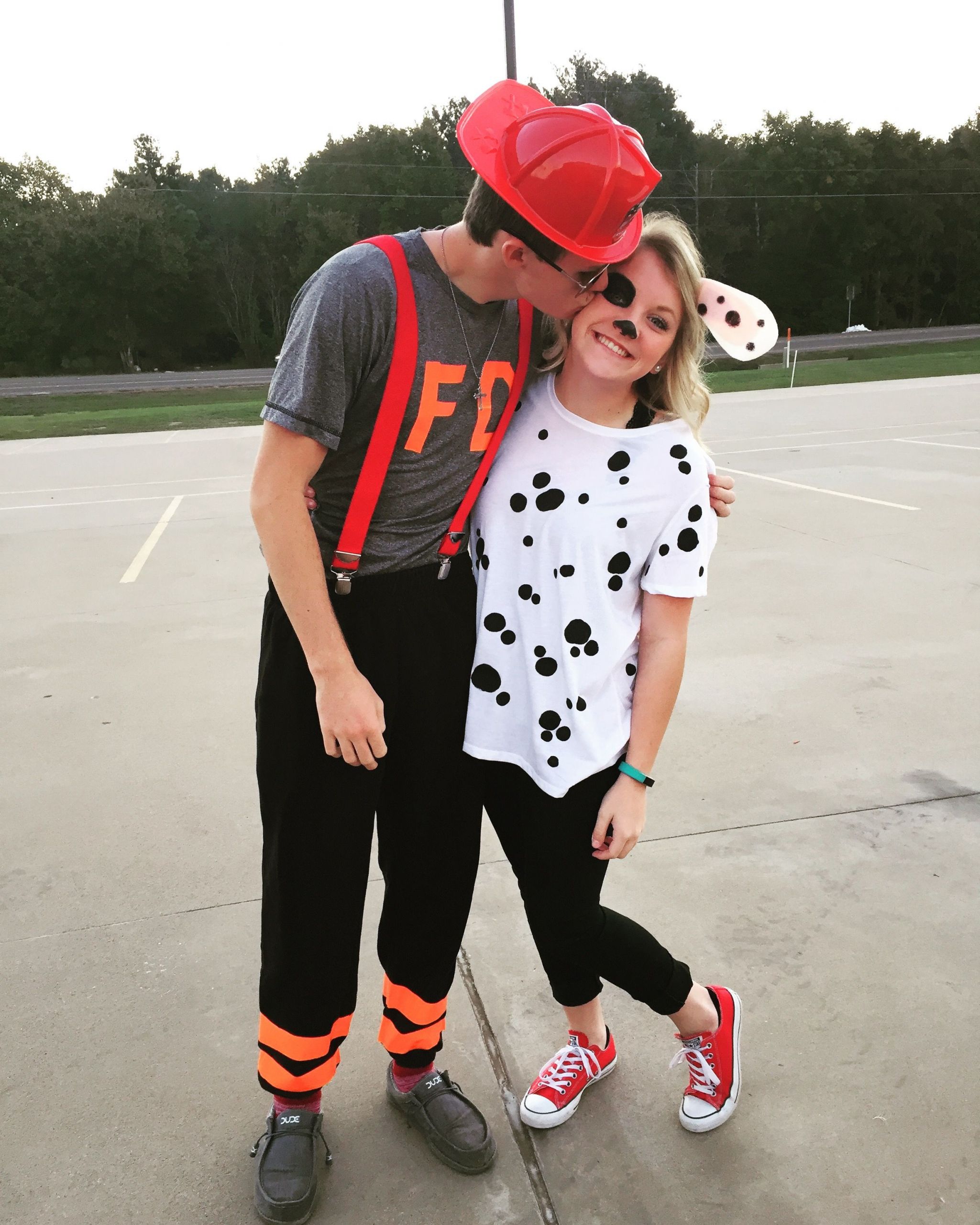 Couple Costume Ideas Easy Inspirational 25 Easy Couple Costume Ideas You Can Diy This Halloween