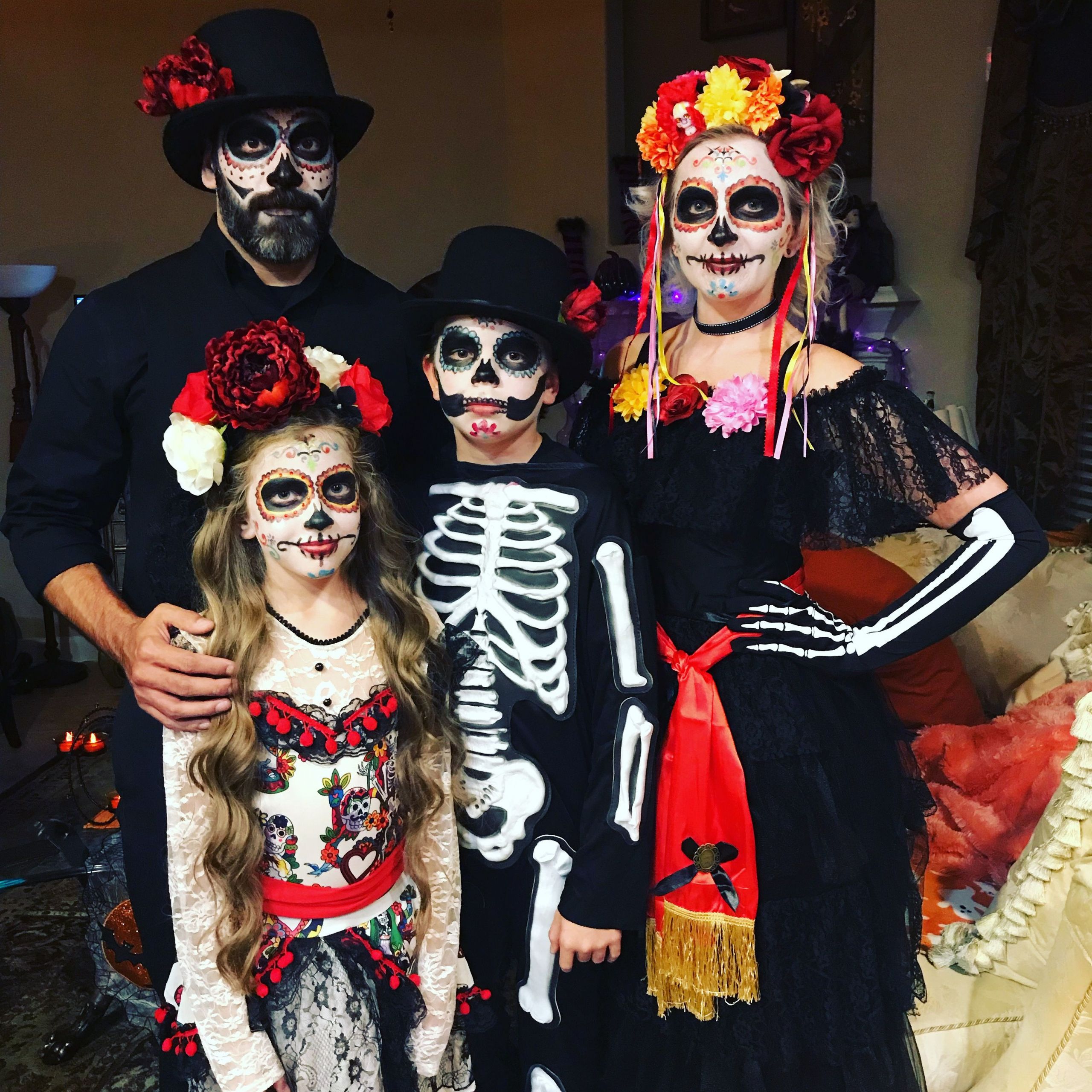 Dia De Los Muertos Costumes Inspirational Dios De Los Muertos Day Of the Dead Family Costume and Make Up Ideas