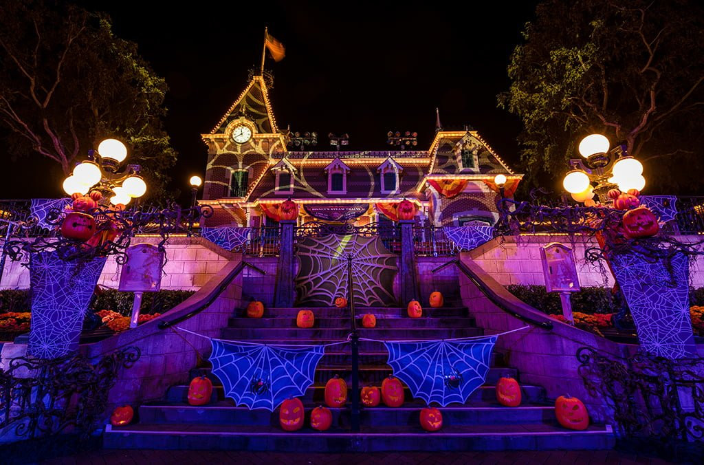 Disneyland Halloween Decorations Fresh Guide to Halloween Time at Disneyland Disney tourist Blog