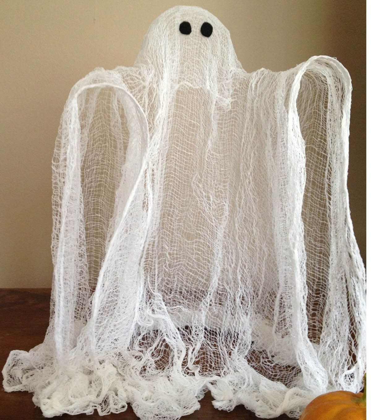 Diy Cheesecloth Ghost Lovely This Cute Cheesecloth Ghost is An Easy Diy Halloween Project