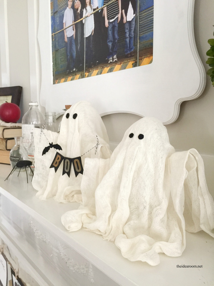 Diy Ghosts for Halloween Lovely Diy Halloween Ghosts the Idea Room