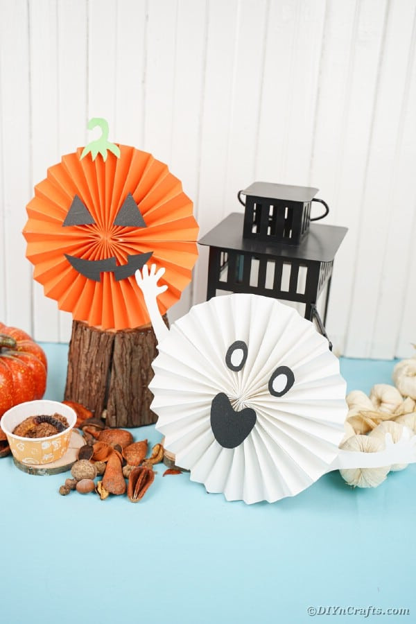 Diy Halloween Decorations with Paper Inspirational Easy Handmade Halloween Paper Fan Decorations