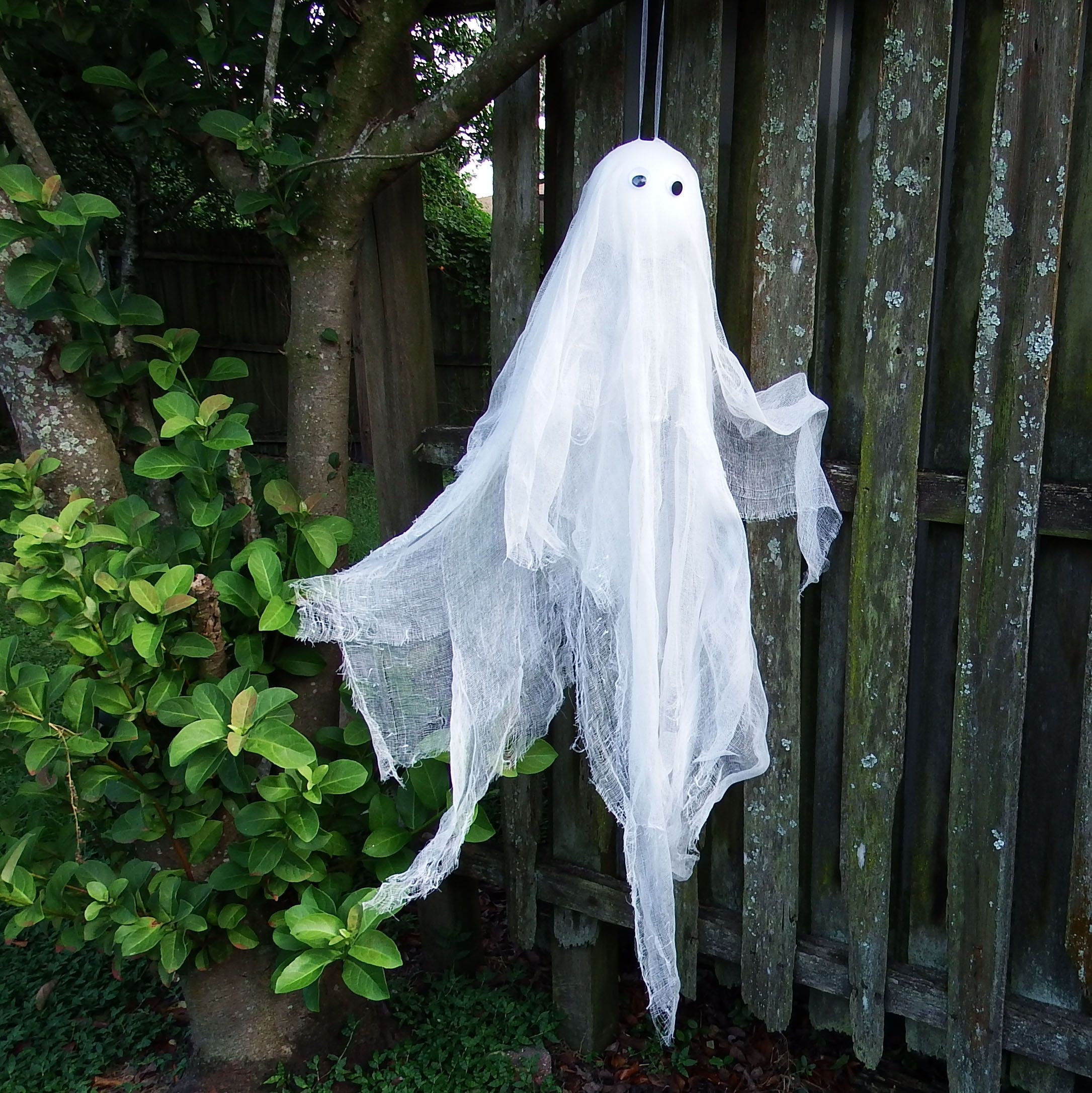 Diy Halloween Ghost New 20 Homemade Halloween Decorations Ghosts – the Urban Decor