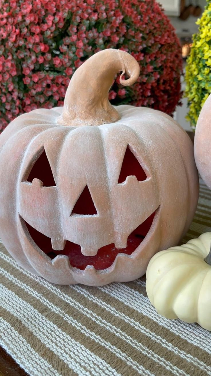 Diy Terracotta Pumpkin New Diy Terracotta Pumpkins Pottery Barn Pumpkin Dupe Halloween Decor