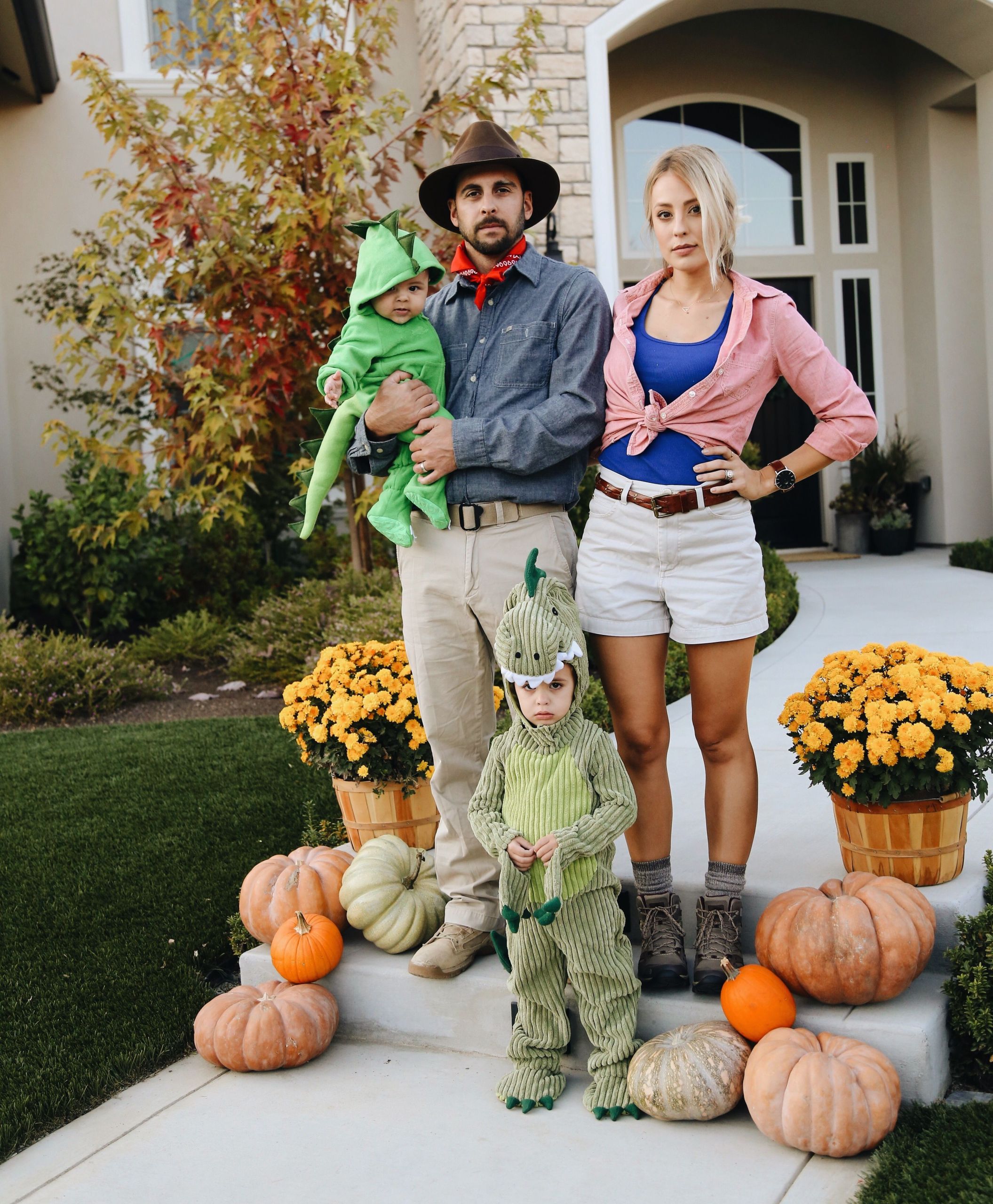 Family Dinosaur Costumes Awesome Family Halloween Costume Jurassic Park Costume Dinosaur Costume