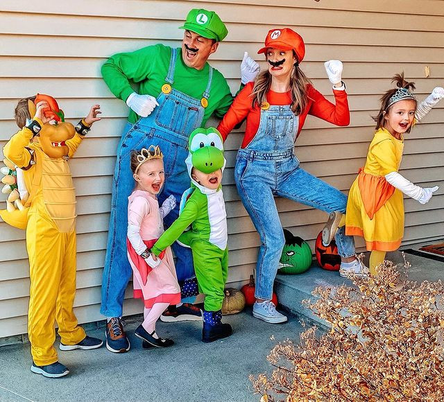 Family Of 6 Halloween Costumes Fresh 50 Fun Family Halloween Costumes to Try This Year Prada &amp; Pearls