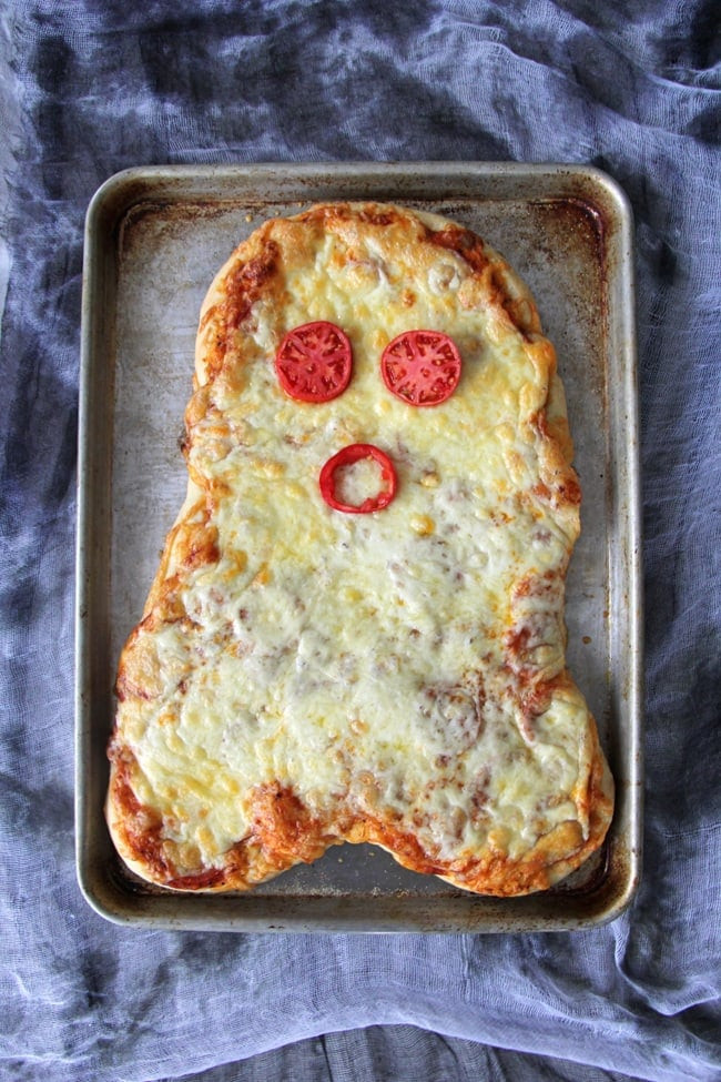 Ghost Shaped Pizza Inspirational Ghost Pizzas for Halloween A Pretty Life In the Suburbs