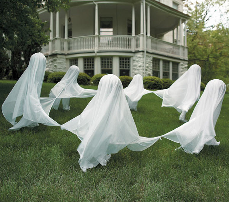 Ghosts In Yard Luxury Creepy Staked Yard Ghosts the Green Head