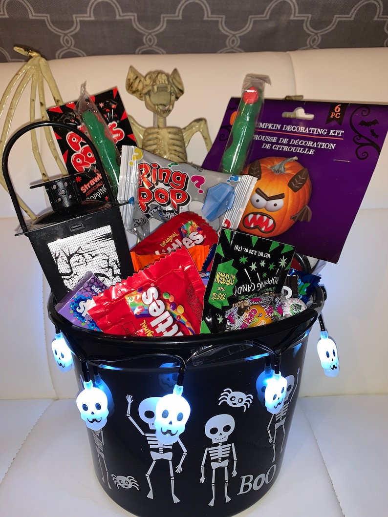 Girlfriend Spooky Basket for Her Lovely 10 Spooky Basket Ideas for Girlfriends that are total Ghouls