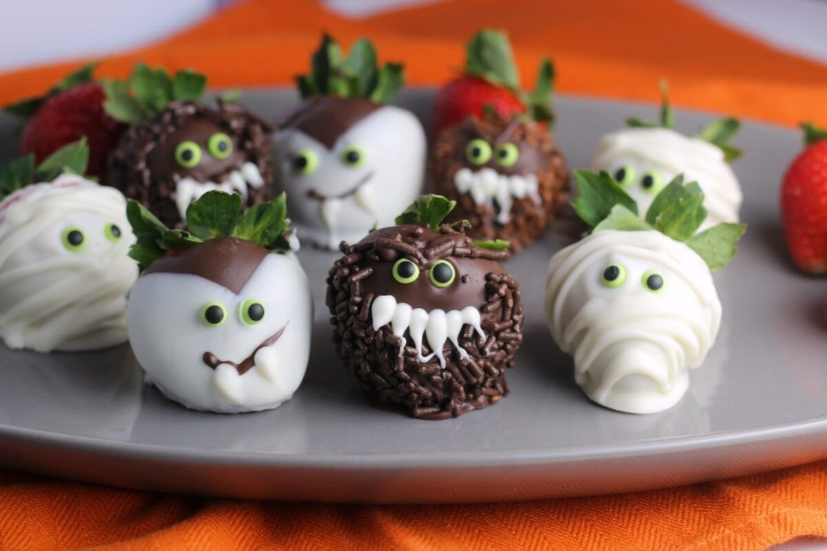 Good Halloween Desserts Inspirational 12 Halloween Desserts that are Hauntingly Good Chicfetti