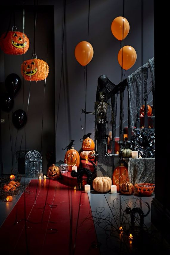 Gory Halloween Decorations New Elegant Gothic Ghastly &amp; Gory Halloween Decorations