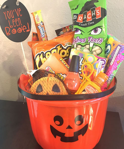 Halloween Basket Stuffers Best Of 50 Diy Spooky Basket Ideas &amp; 50 Scary Gifts to Put In the Halloween