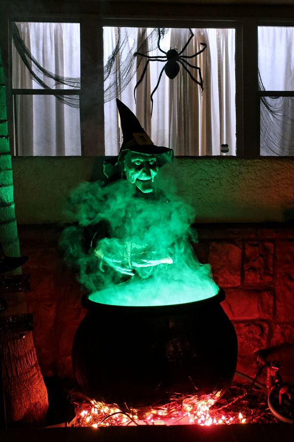 Halloween Cauldron Decoration Luxury How to Make A Witch Cauldron Prop for Halloween Handy Noah