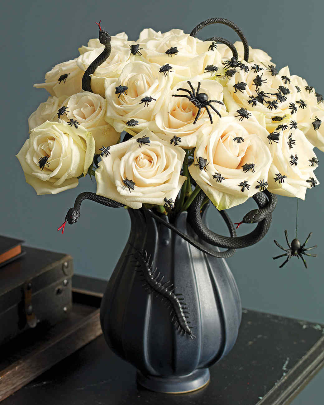 Halloween Centerpieces for Party Elegant Halloween Centerpieces and Tabletop Ideas