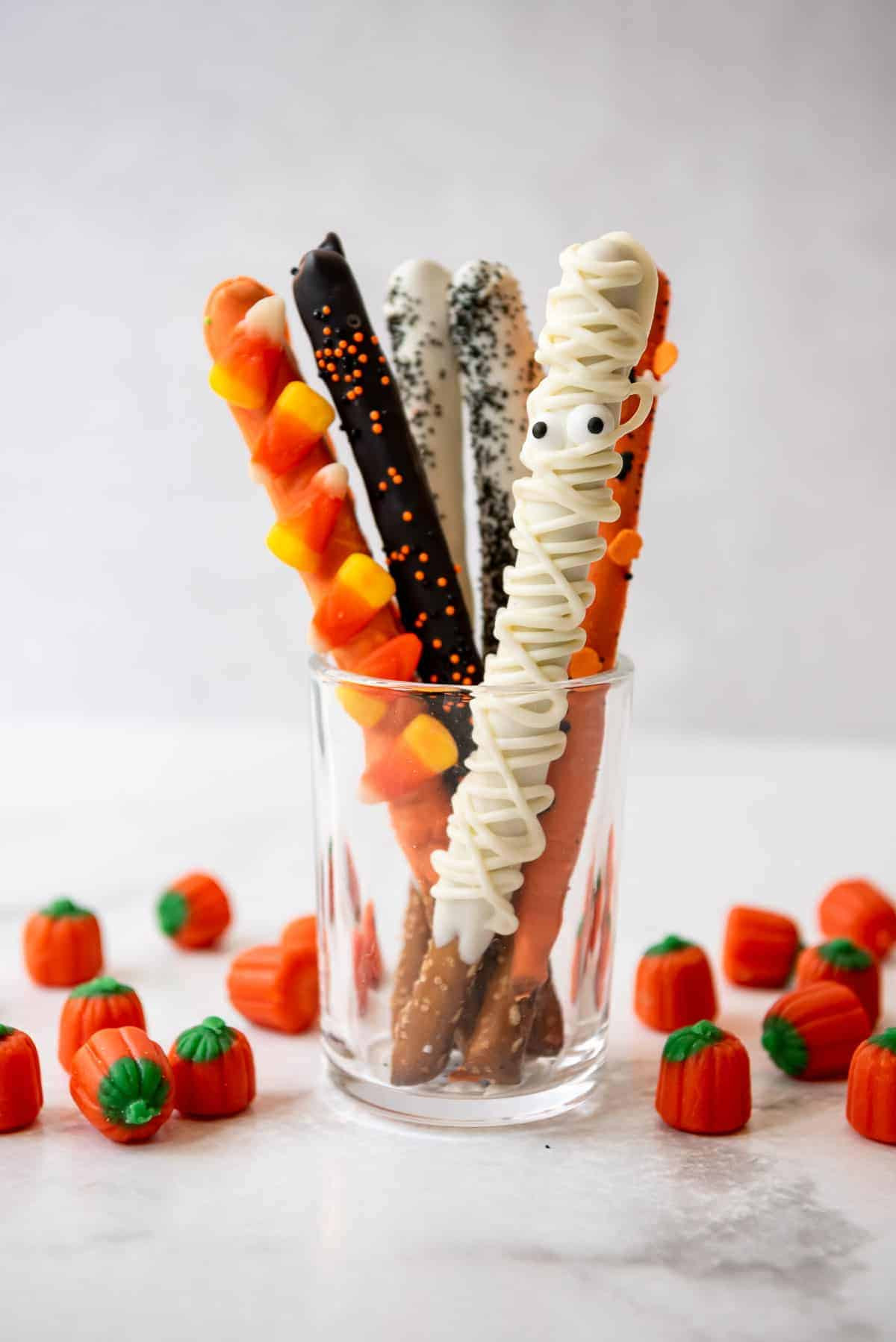 Halloween Chocolate Covered Pretzels Luxury Easy &amp; Fun Chocolate Covered Halloween Pretzels House Of Nash Eats