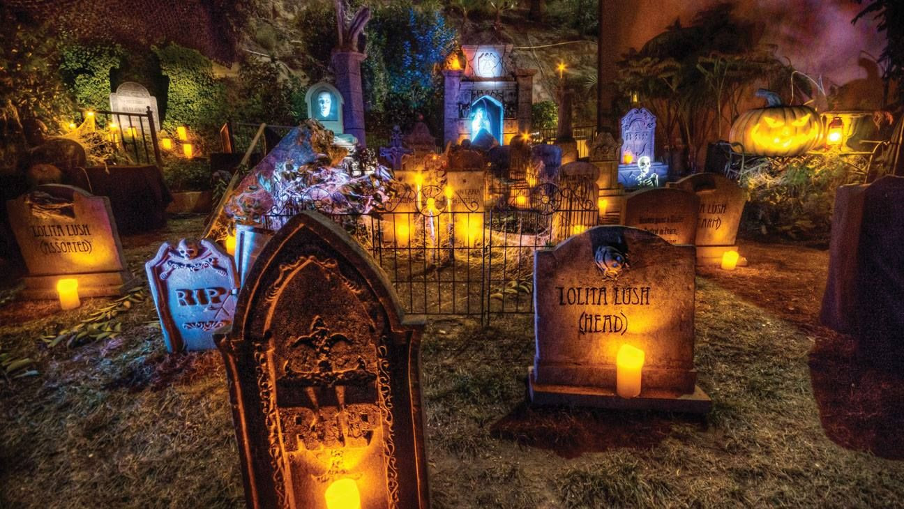 Halloween Graveyard Lighting Inspirational Fantastic Halloween Graveyard Amazing Lighting