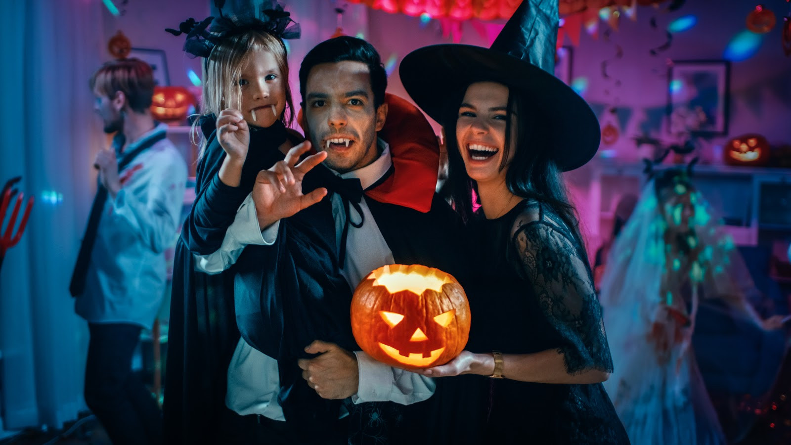 Halloween Night Party Beautiful 36 Hauntingly Good Halloween Party Ideas for Any Bud Stationers