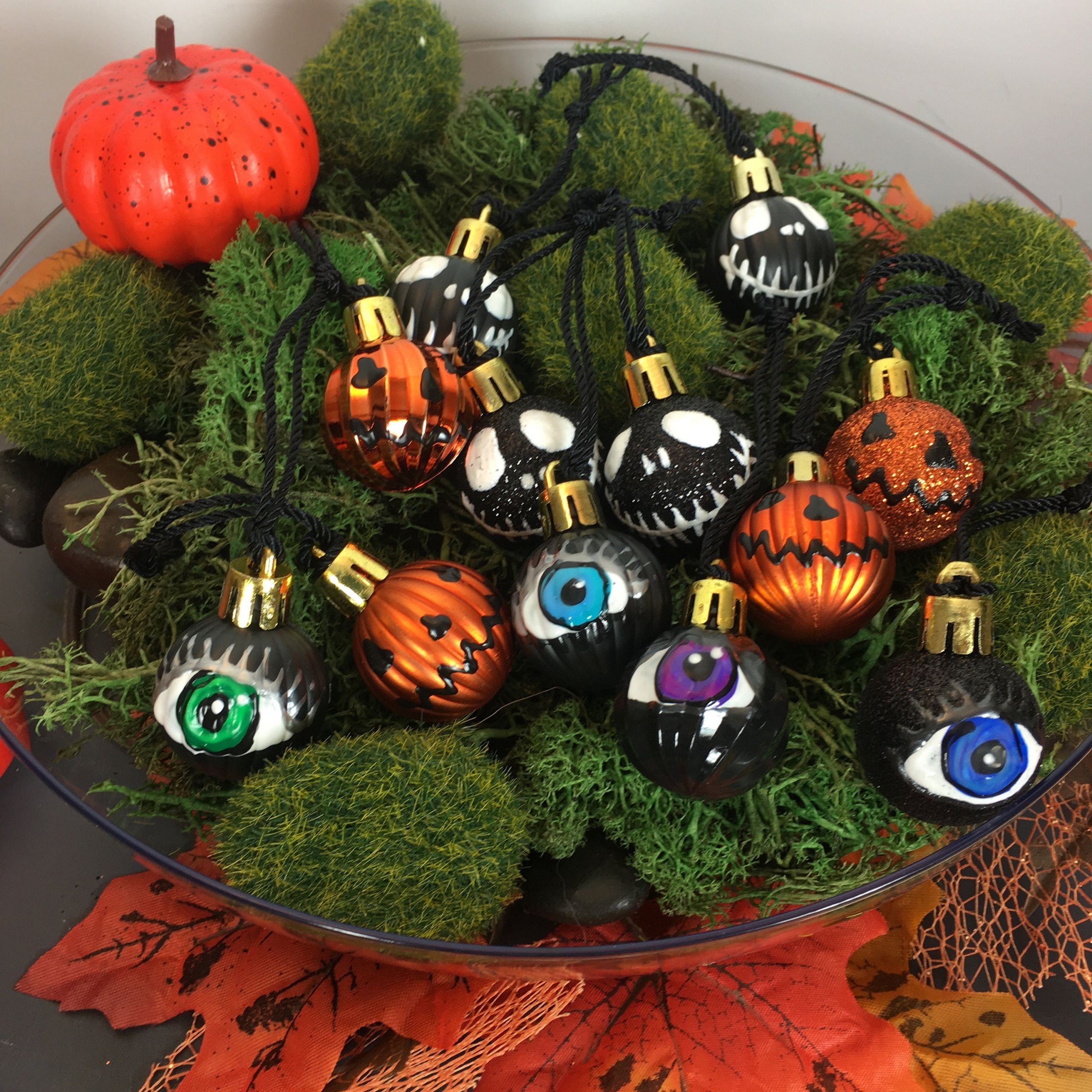 Halloween ornament Ideas Fresh 12 Halloween ornaments Spooky Home Decor Eyeball ornaments Halloween