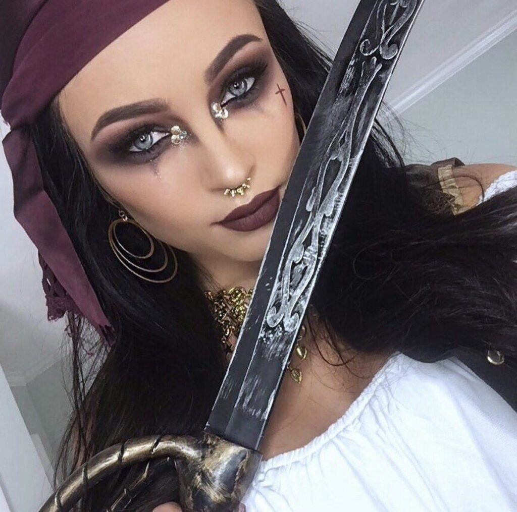 Halloween Pirate Makeup Fresh Pirate Makeup Ideas for Halloween Inspired Beauty