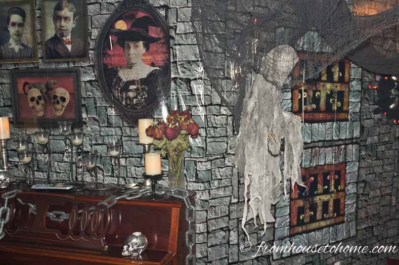 Halloween Scene Setters Beautiful How to Transform Your House with Halloween Scene Setters Entertaining