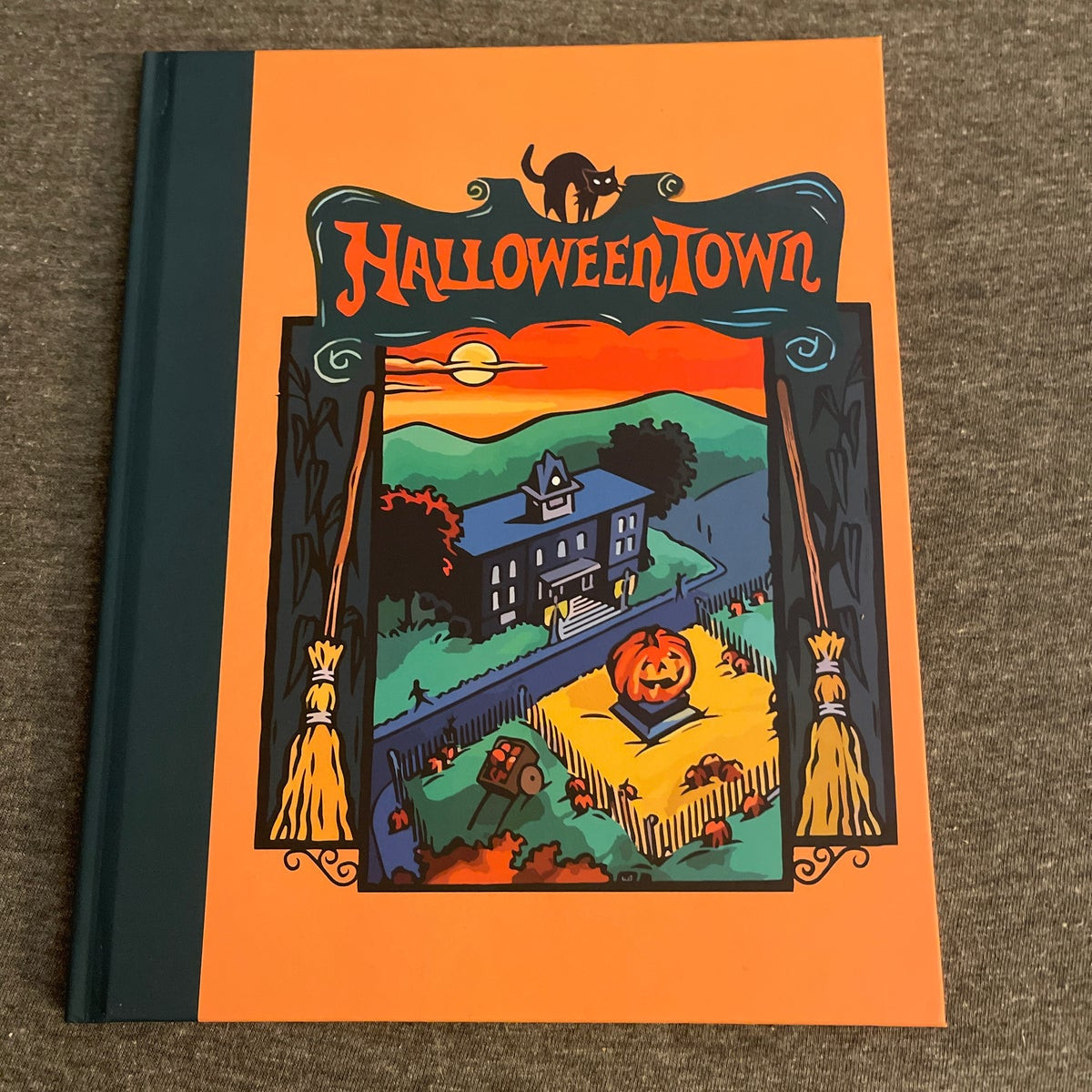 Halloween town Books Lovely Halloweentown Storybook Replica Prop by Disney Hardcover