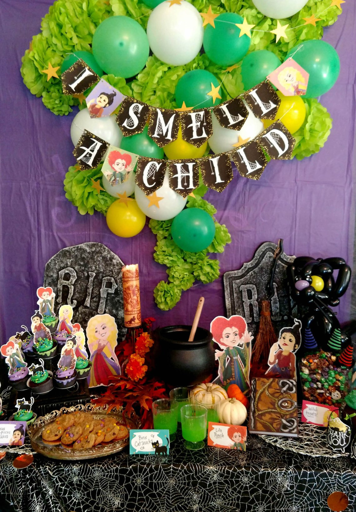 Hocus Pocus Party Ideas Inspirational How to Plan Your Own Diy Hocus Pocus Party • My Nerd Nursery