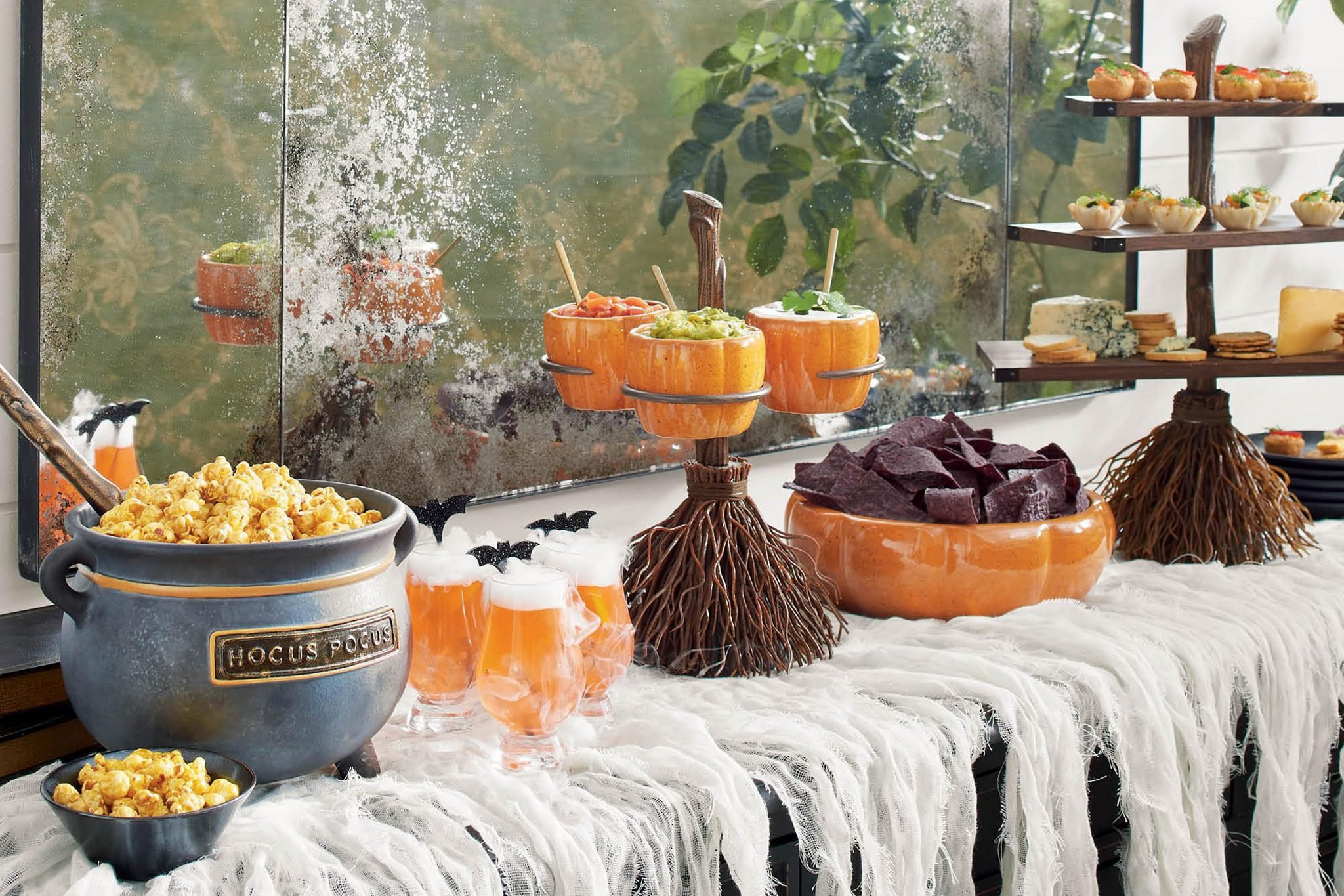 Hocus Pocus Party Inspirational How to Throw A Perfectly Spooky Hocus Pocus Party