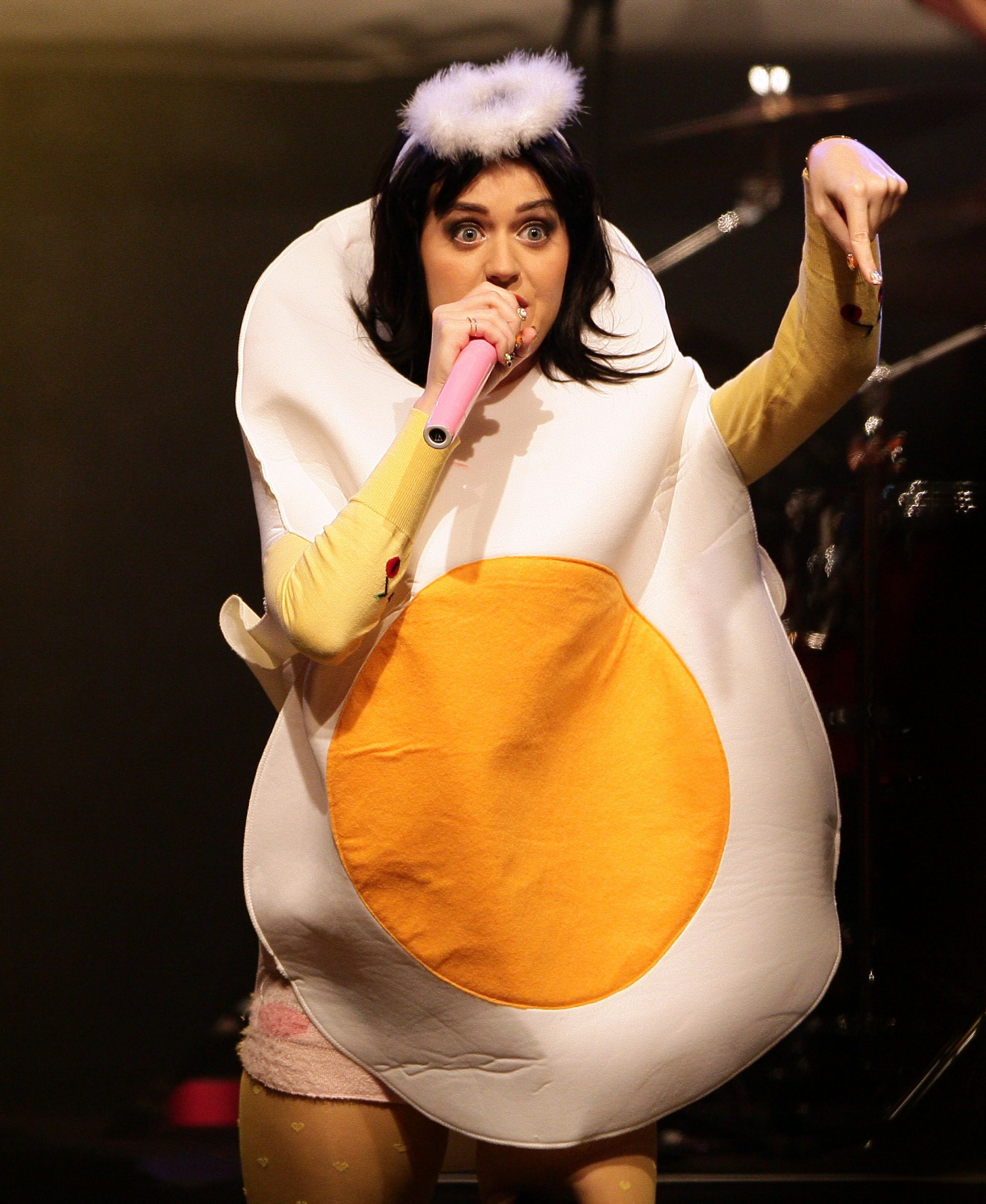 Katy Perry Halloween Costume New Katy Perry S Halloween Costume Evolution Katy Perry Halloween