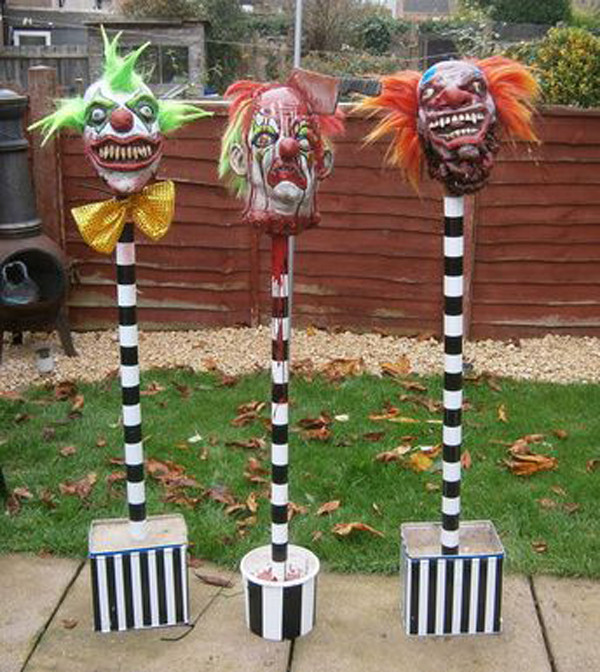 Outdoor Clown Decorations Unique Clown Head In Outdoor Halloween Decoration