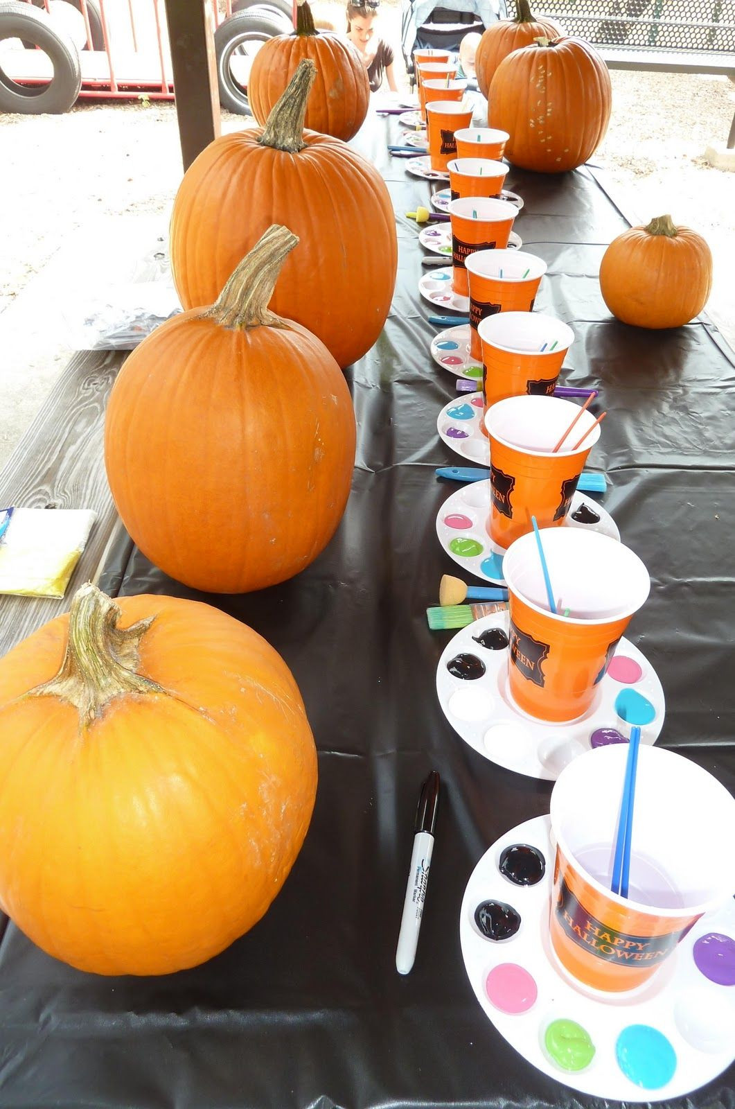 Pumpkin Decorating Party Beautiful Room Mom Extraordinaire Painting Pumpkins In the Park