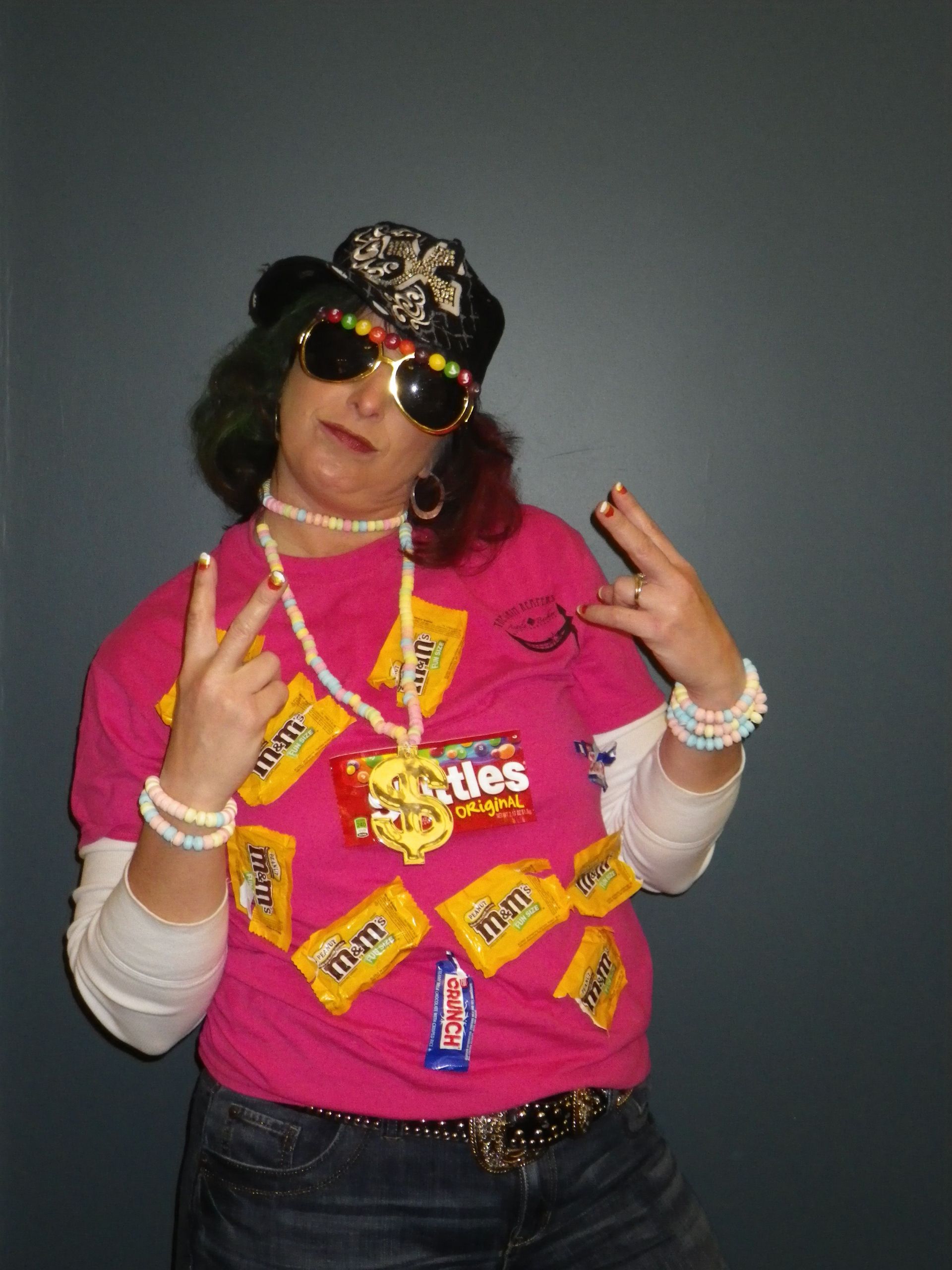 Rapper Halloween Costume Best Of How to Dress Up as A Rapper for Halloween