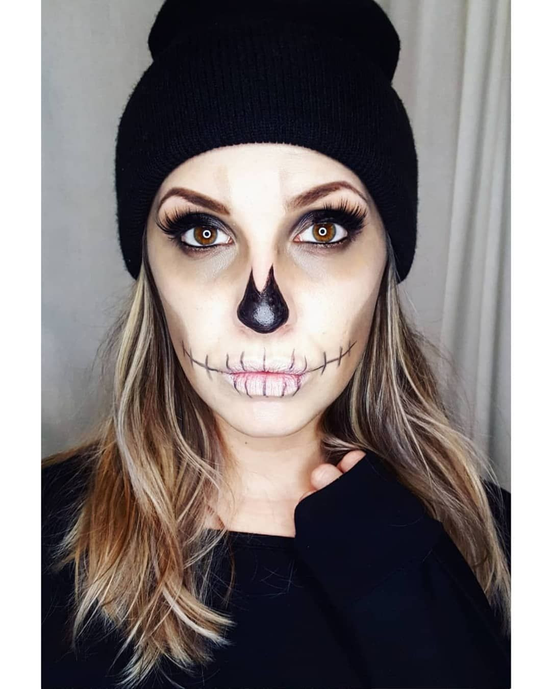 Simple Skull Makeup New Easy Skull Halloween Makeup Halloween Skull Halloween Make Up