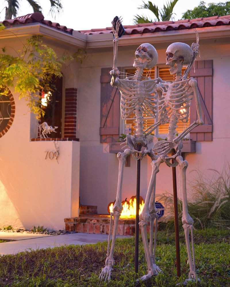 Skeleton Decoration Ideas Luxury 20 Halloween Skeleton Display Ideas – the Urban Decor