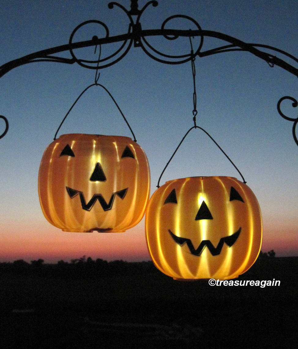 Solar Powered Halloween Decorations Elegant solar Jack O Lanterns 2 Pumpkin solar Lights Outdoor Halloween