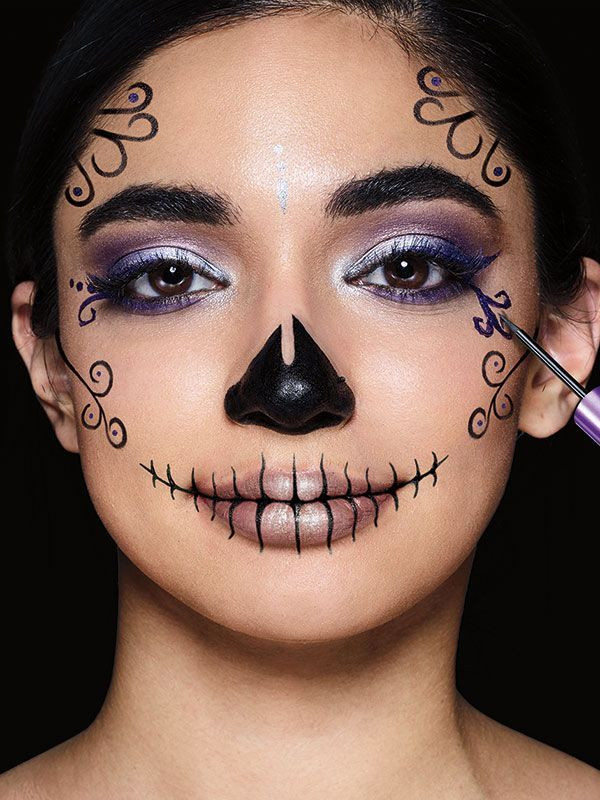 Sugar Skull Makeup Simple Inspirational Learn How to Do A Sugar Skull Makeup Look In This Easy Halloween Makeup