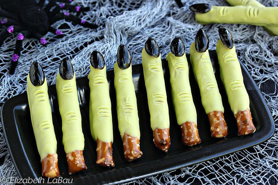 Witch Finger Pretzels Awesome Witch Fingers Pretzel Rods Recipe