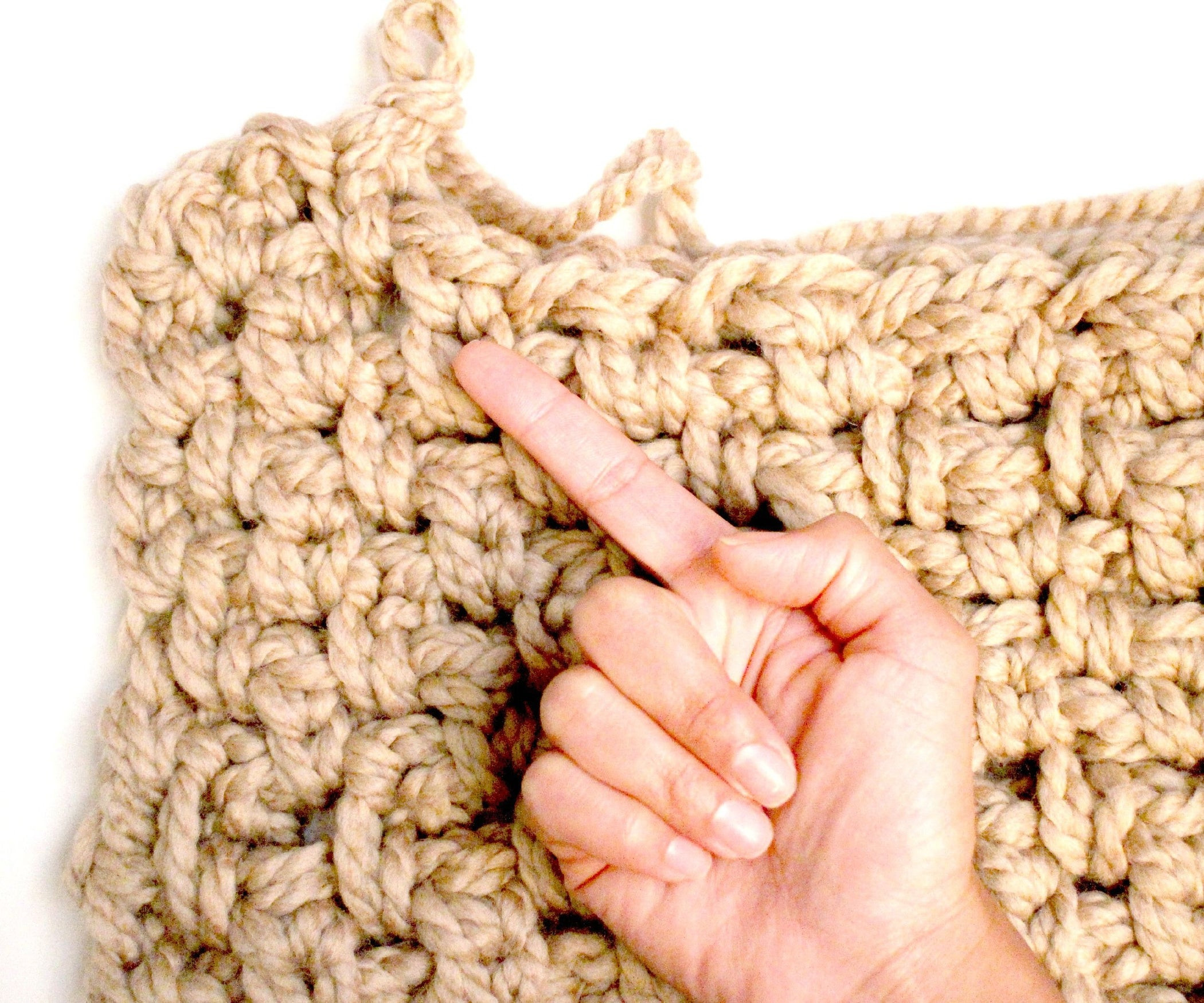 Finger Crochet Patterns Awesome How to Finger Crochet 4 Steps with Instructables