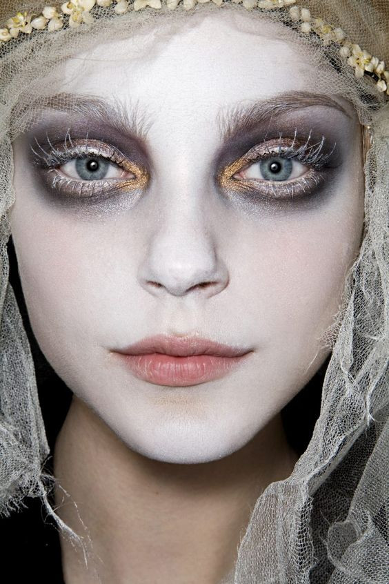 Ghost Face Makeup Luxury 30 Pretty Ghost Makeup Ideas for Halloween