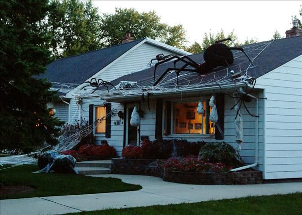 Halloween Roof Decorations Lovely Halloween Decorations for Your Roof