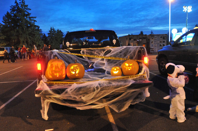 Halloween Truck Decor Inspirational 5 Trunk or Treat Ideas for Your Best Halloween Ever Dye Autos