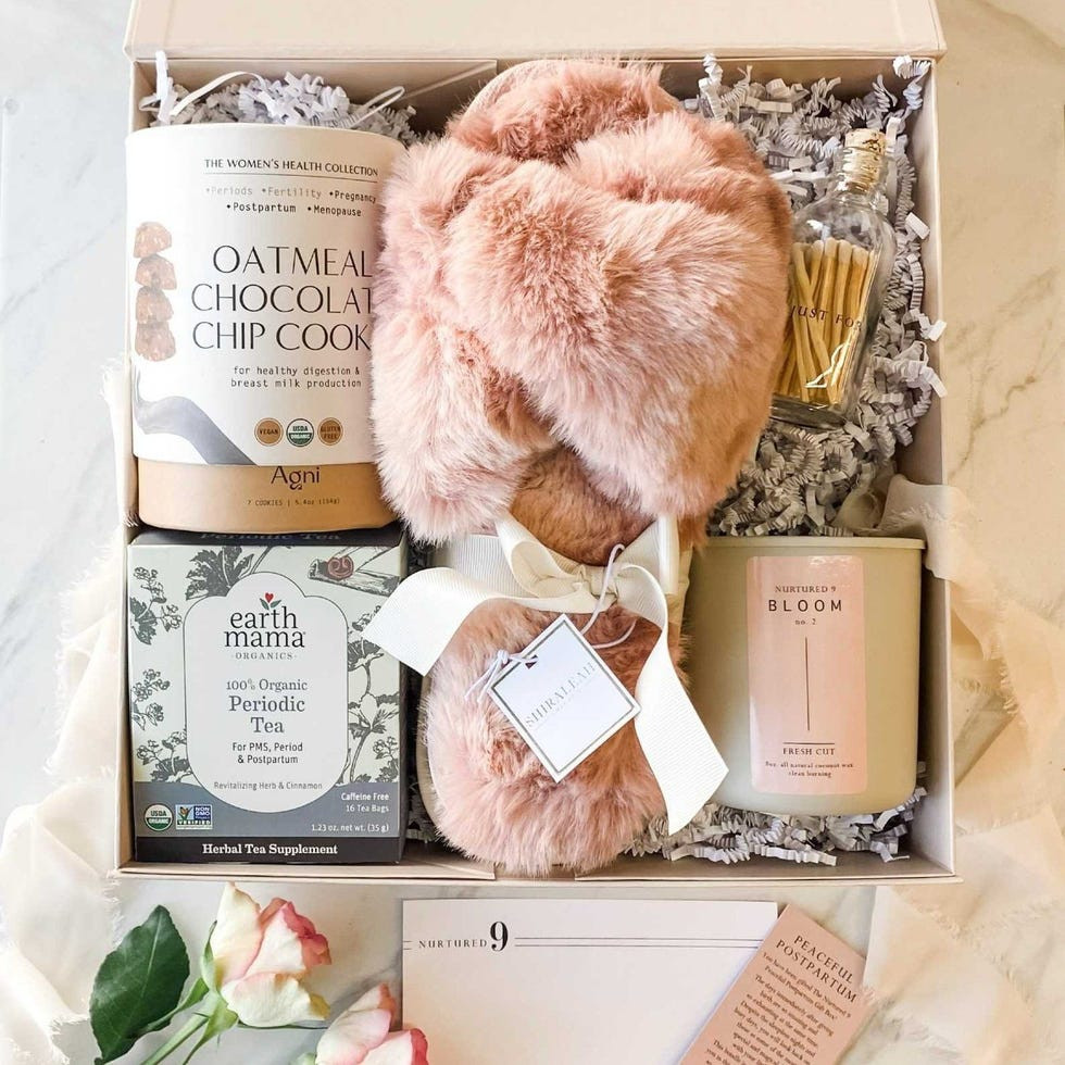 New Mom Gift Basket Lovely 25 Best Gift Baskets for New Moms — New Mom Curated Gift Box