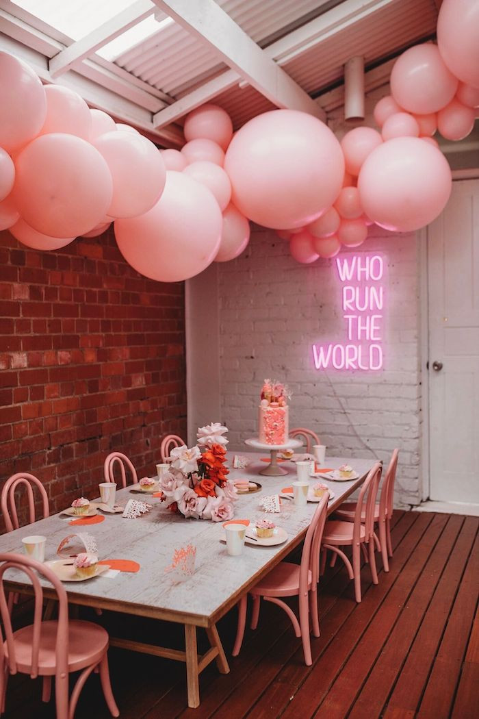 Pink themed Birthday Party Elegant Kara S Party Ideas Modern Pink Girls Run the World Birthday Party