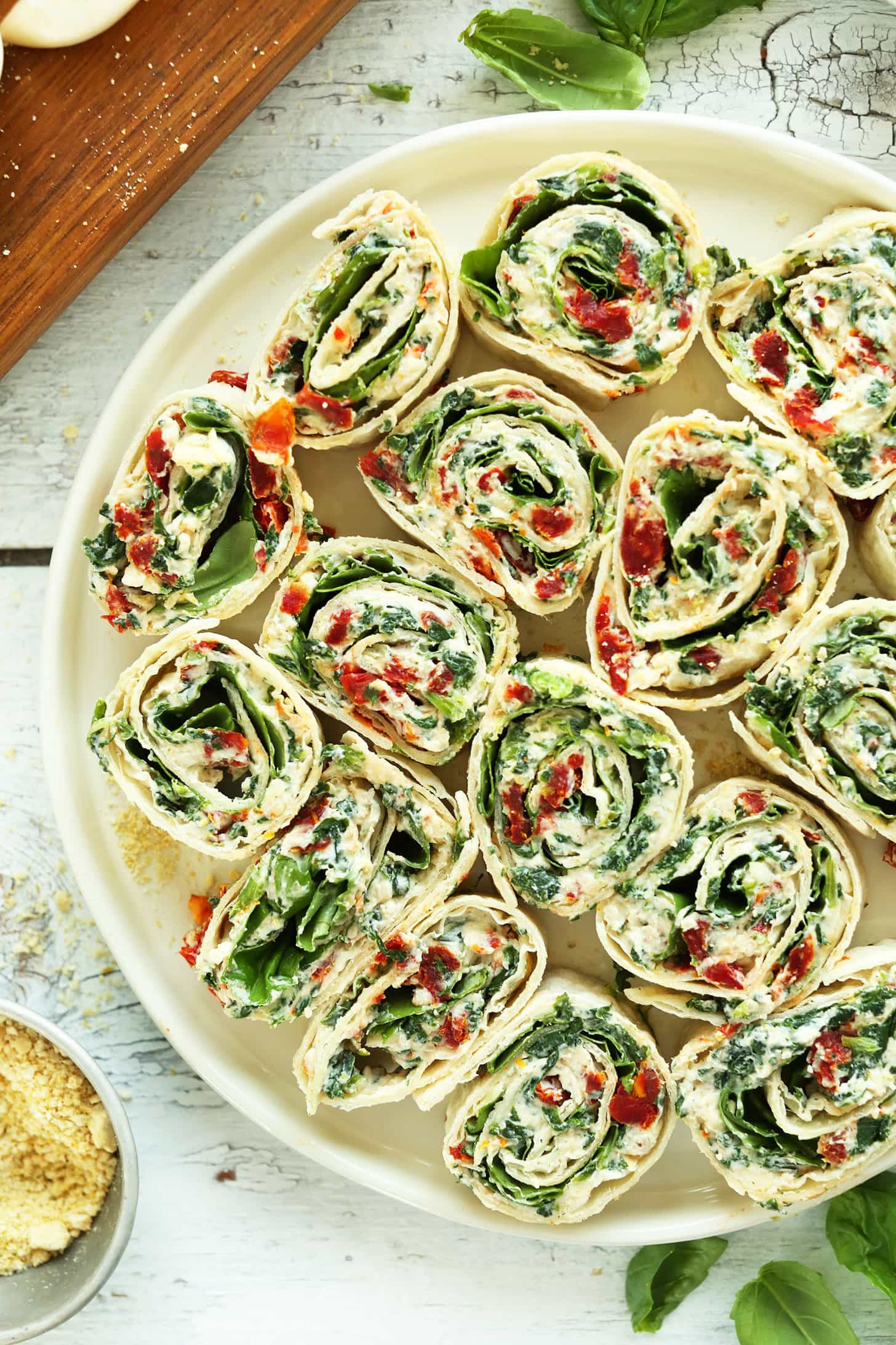 Simple Vegan Appetizers Elegant 8 Ingre Nt 15 Minute Sun Dried tomato and Basil Pinwheels An Easy