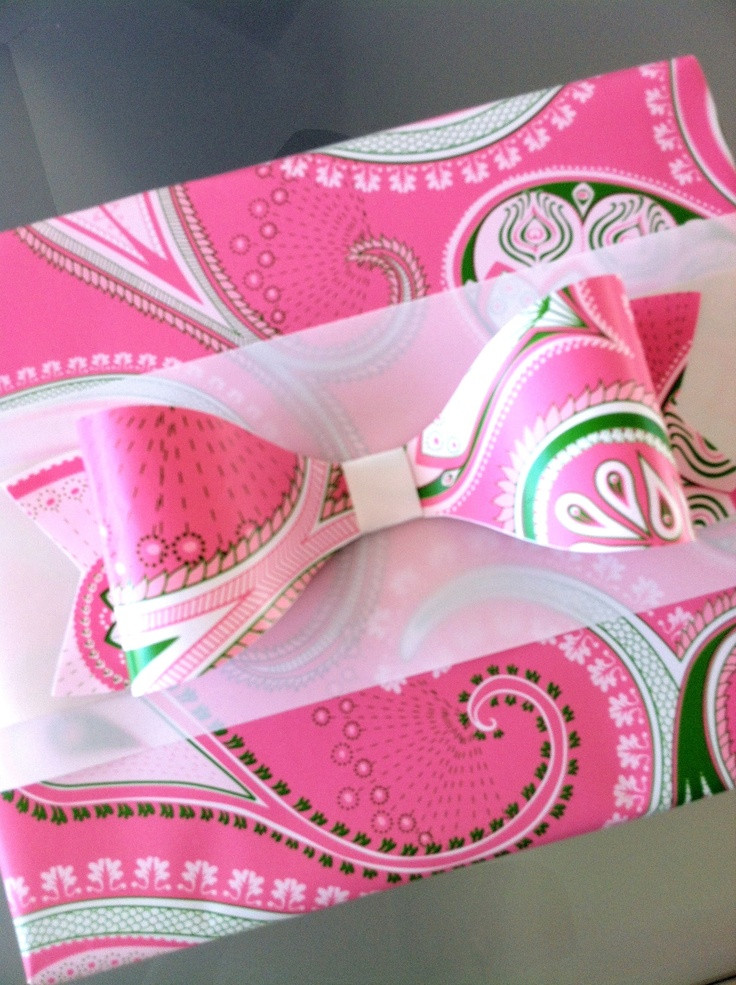 Wrapping Paper Ribbon Unique Make A Matching Paper Ribbon Out Of T Wrapping Paper for An Easy and